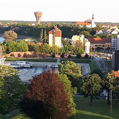 Apartman Panorama Vukovar Eksteriør bilde