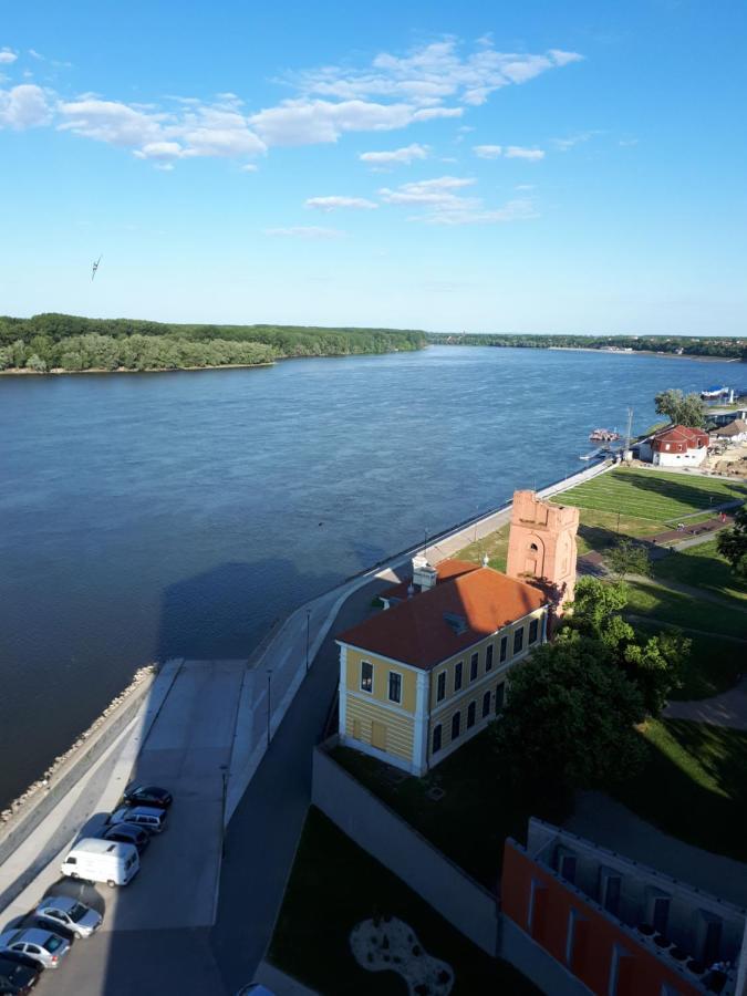 Apartman Panorama Vukovar Eksteriør bilde